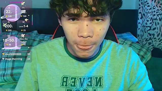 Im Camii online show from October 23, 6:00 pm