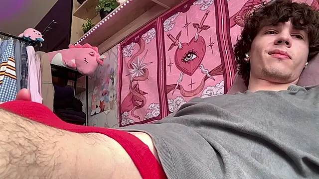 Jeremy1Scott online show from May 5, 5:09 am