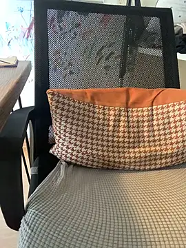 buckgaroooo online show from November 5, 6:37 am