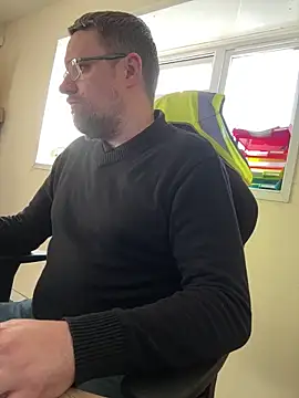 Otis Firefly online show from October 21, 7:55 am