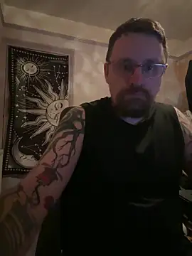 Snapshot of Otis_Firefly chatting on October 16, 5:43 pm Otis Firefly online show from October 16, 5:43 pm