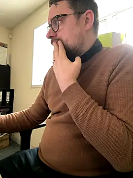 Otis Firefly online show from November 6, 1:14 pm