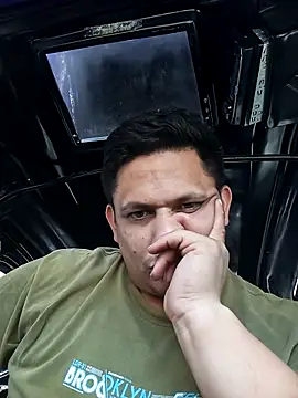 WIlGar1993 online show from March 9, 3:17 pm