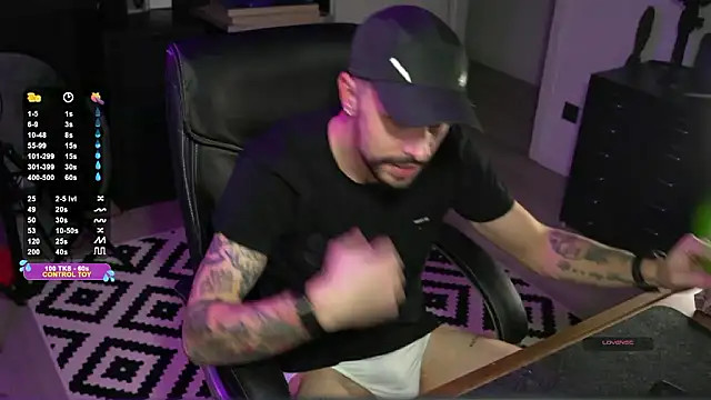 monsieurguitsxxx online show from January 12, 5:50 pm