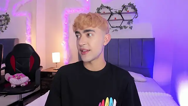 JustinCastiblanco online show from October 28, 11:34 am