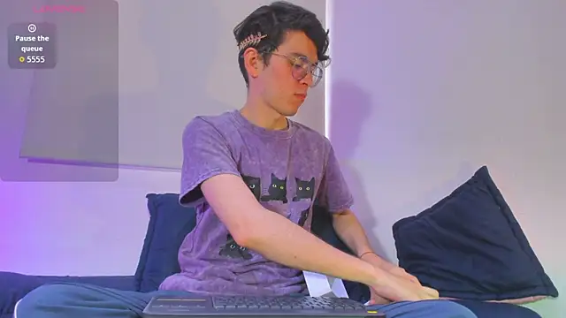 dani angel dark online show from January 13, 9:19 pm