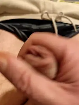 bull419M online show from January 6, 5:39 pm