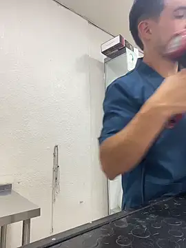 Leonardmoppet online show from November 9, 11:09 pm