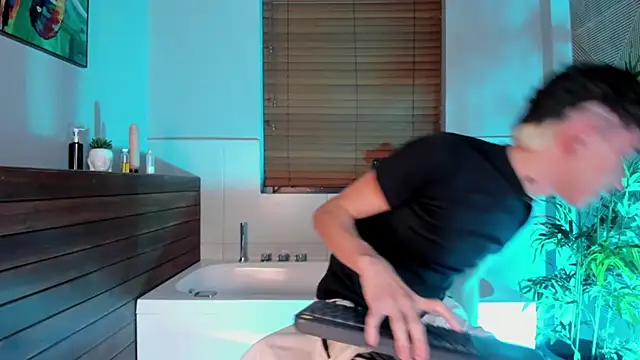 Tiam muller online show from October 25, 4:03 am