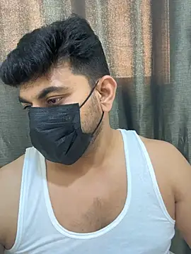 Handsome8677 online show from June 9, 2:30 pm