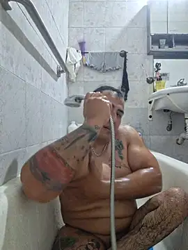 Rueditasss online show from April 8, 1:28 am