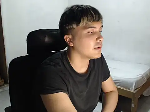 CuteAlexBoy online show from December 20, 7:43 pm