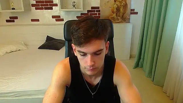 BradyFlint online show from November 5, 11:23 am