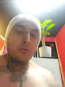 may35  online show from February 27, 8:59 am