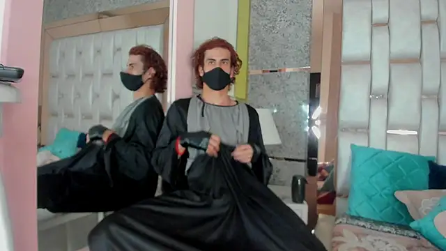 elias sn0w online show from October 27, 8:22 pm