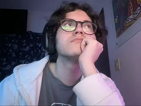 modelogustin online show from October 20, 4:16 am