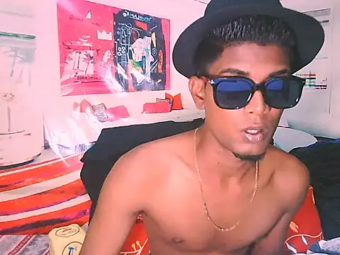 IndianThuggin online show from November 18, 5:49 pm