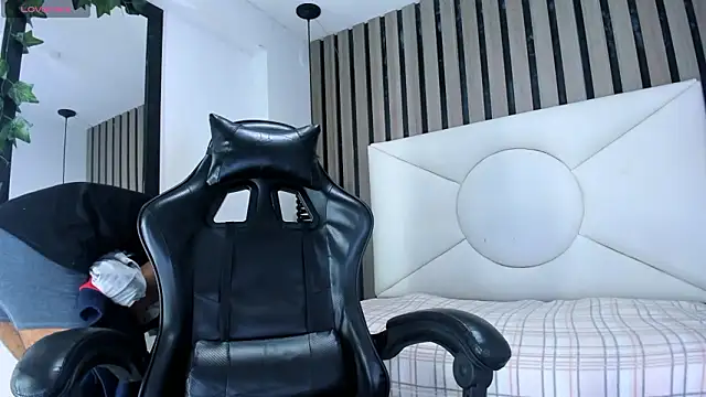 Natzuki 1 online show from February 17, 12:04 pm