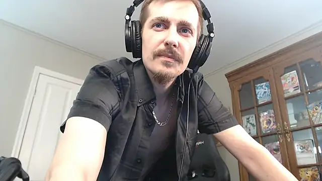 CasuallyCorrupt online show from November 9, 2:26 am