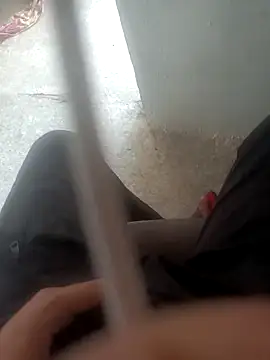 Snapshot of Naina_6999 chatting on October 25, 9:11 am Naina 6999 online show from October 25, 9:11 am