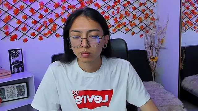  Astrea  online show from April 15, 3:28 am