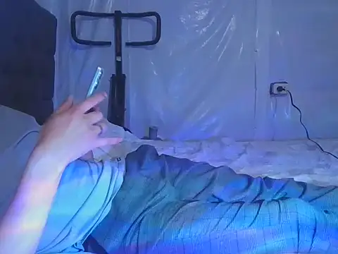 Niyorquino26 online show from November 2, 2:05 am