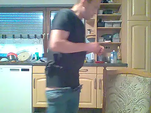 tommy3300 online show from November 5, 6:48 am