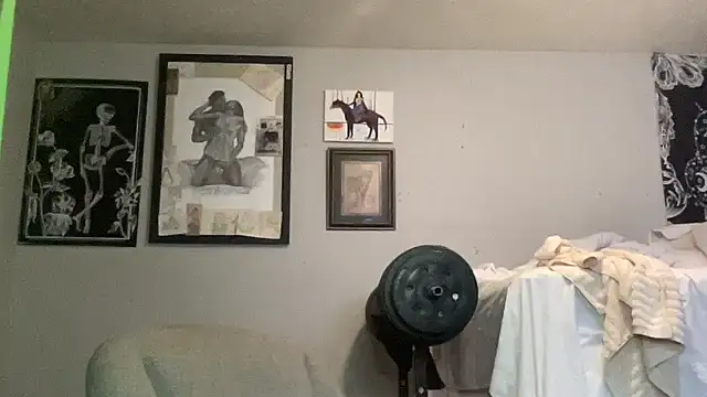 OnGodV1Ooutta10 online show from November 9, 11:53 pm