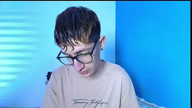 Erick Taylor3 online show from February 20, 9:05 pm