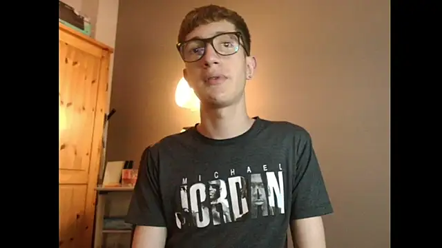 Erick Taylor3 online show from December 13, 7:53 pm