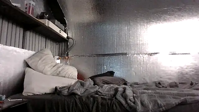 YourAddicted2 online show from March 22, 7:46 am