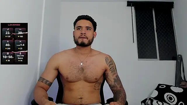 AUSTINN TORRES online show from February 13, 1:34 am