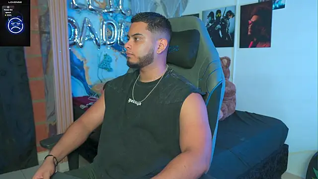 Tiler wolker online show from February 24, 12:12 am