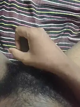 kkarish24 online show from October 29, 6:11 pm