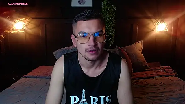 Noah  20 online show from October 30, 1:19 am