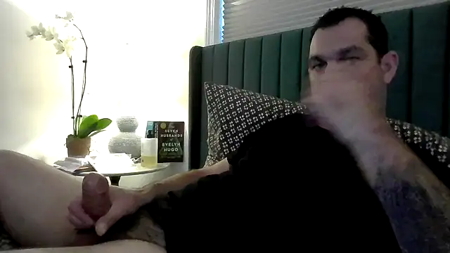 ckraiders84 online show from April 25, 1:52 am