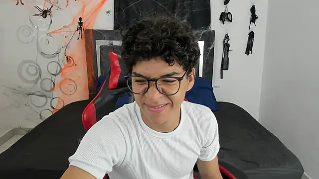 Maximiliano Khalil online show from October 28, 7:38 pm