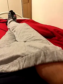 riskyfriski online show from December 5, 11:23 pm