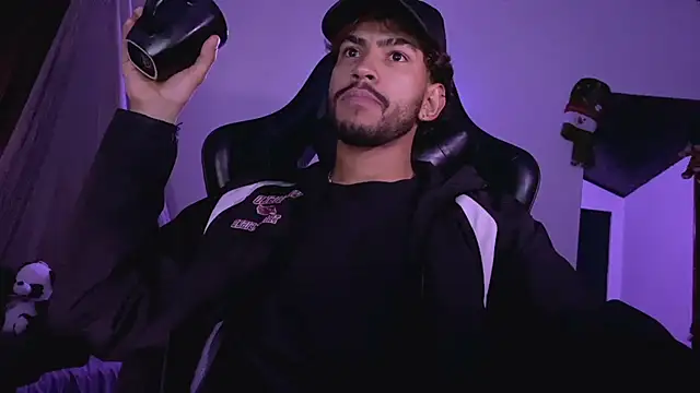 3v1l online show from November 23, 10:10 pm