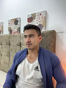 Chris Clarck online show from November 6, 7:39 pm