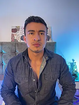 Chris Clarck online show from February 23, 7:15 pm