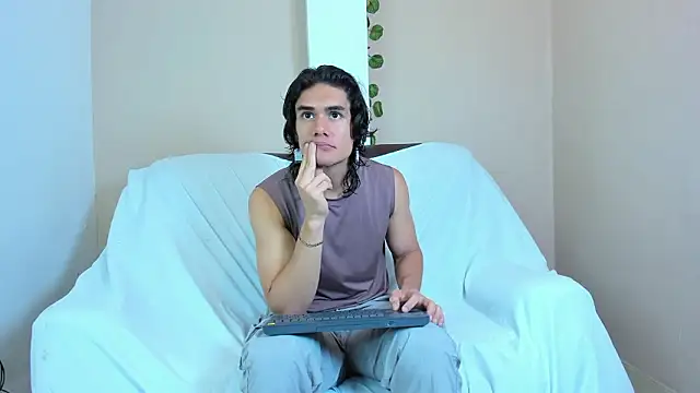 James Morrisonm online show from February 10, 3:39 pm