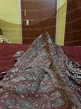 parth08raj online show from November 14, 1:53 am