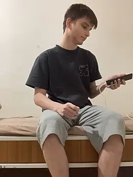 zackdelfon online show from November 29, 9:28 pm