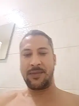 Arrombador20 online show from April 28, 8:24 pm