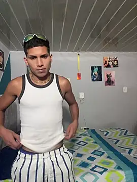 Mike and Rayan online show from March 6, 2:08 am