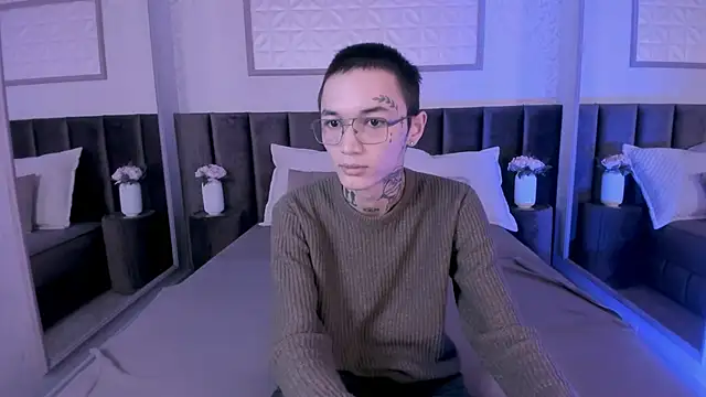 Ionarne online show from November 8, 12:30 pm