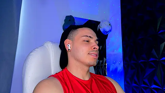 Maxwell Dupont online show from January 12, 8:46 pm