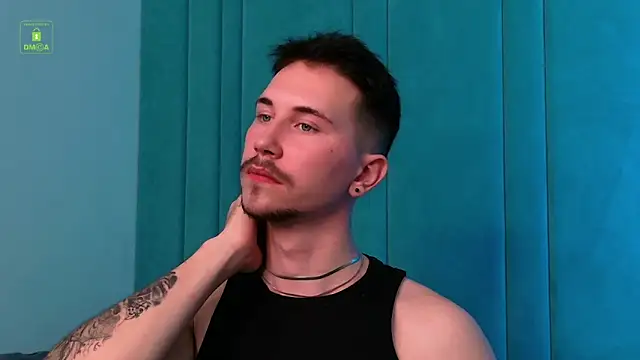 IskellaEvans online show from November 12, 1:22 am