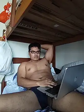 Zack1225 online show from February 7, 7:30 pm